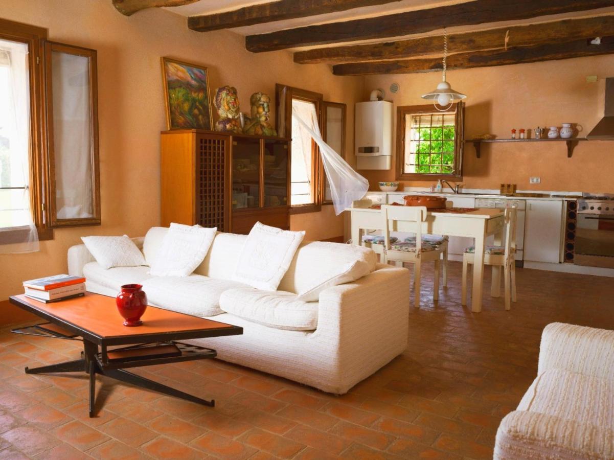 La Casa Di Laura Apartment Castelcucco Bagian luar foto